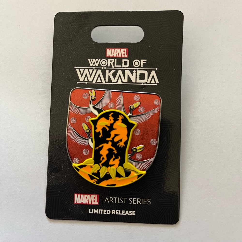 Disney Park Marvel World of Wakanda Artist Series LR Enamel Carded Pin